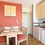 Апартаменты Village Cap Esterel - Le Village-80 By Interhome