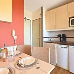 Апартаменты Village Cap Esterel - Le Village-80 By Interhome *